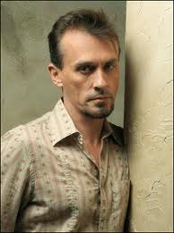 Robert Knepper